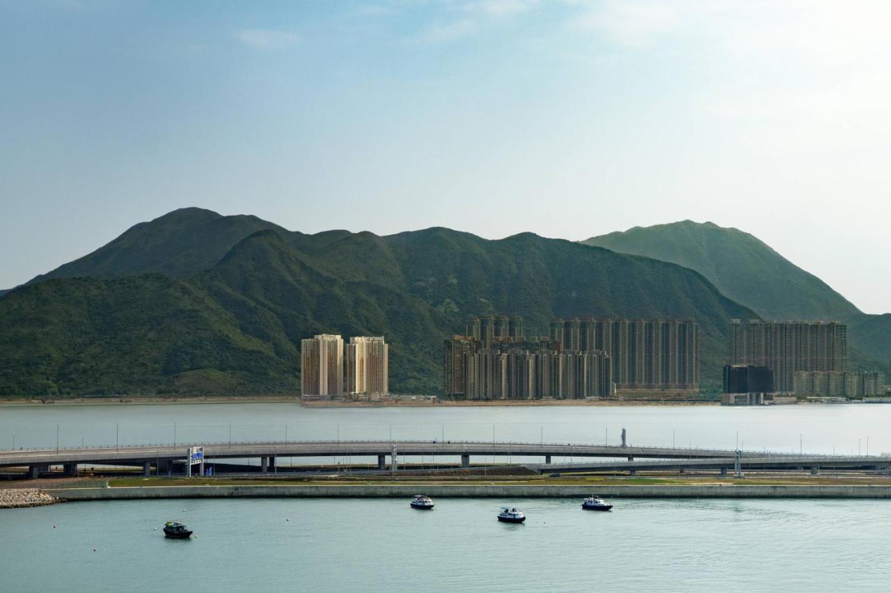 Hong Kong Skycity Marriott Hotel Dış mekan fotoğraf View of Tai Sheung Tok