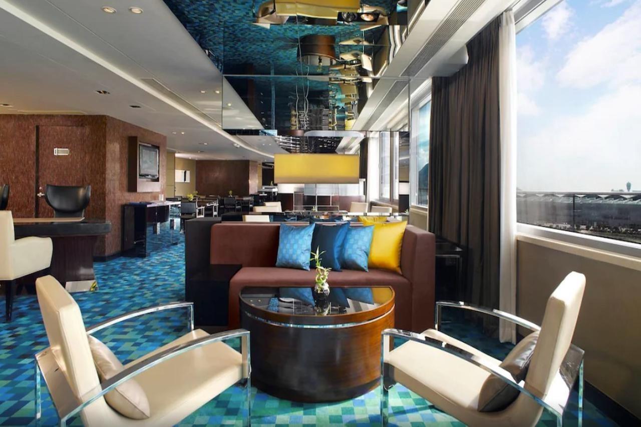 Hong Kong Skycity Marriott Hotel Dış mekan fotoğraf Club Lounge