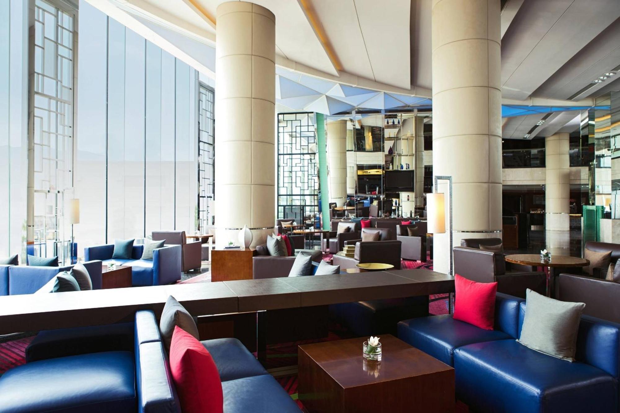 Hong Kong Skycity Marriott Hotel Dış mekan fotoğraf The lobby